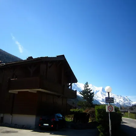 Grandmontetsa