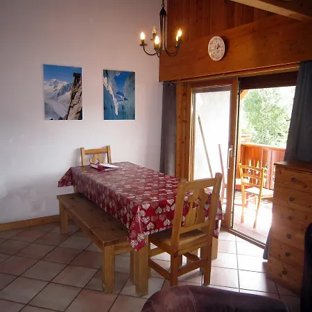 Apartment Grandmontetsa